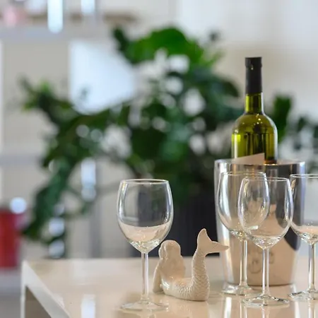 Leana By Guide Villa *