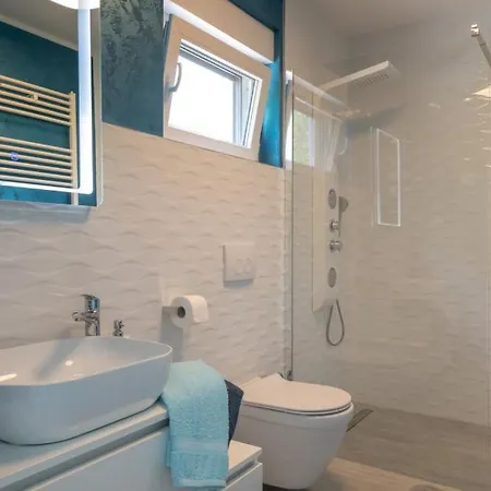 Villa Leana By Guide