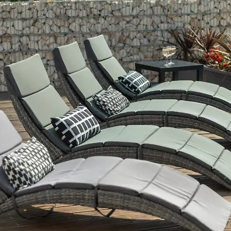 Leana By Guide Villa *