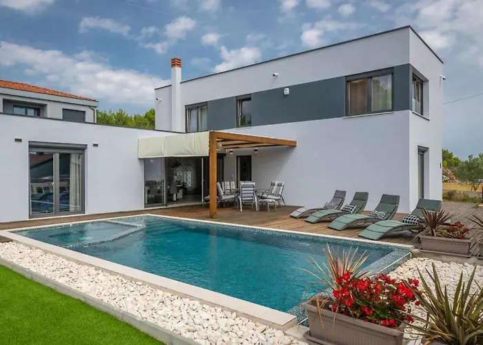 Vila Leana By Guide